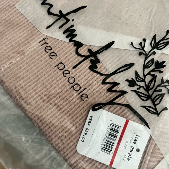 NWT Free People Wide Rib Seamless Cami high neck Top In Ballet Pink - Picture 13 of 14